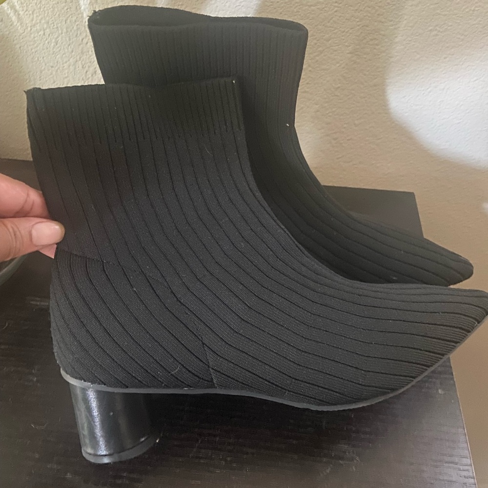 SHEIN Black Ribbed Sock Ankle Boots with Block Heel